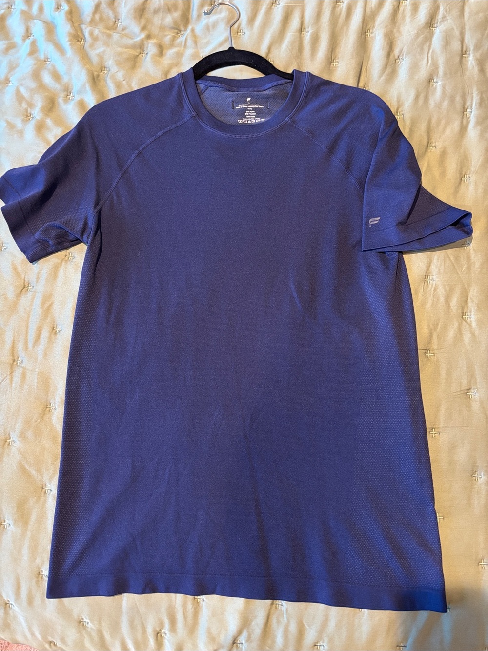 Fabletics Men's Short Sleeve performance Crew Tee - Navy Blue